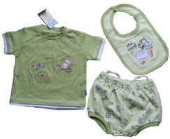 一站式采购 福州荣登贸易打造宝宝三件套、服饰及日用百货全产业链服务