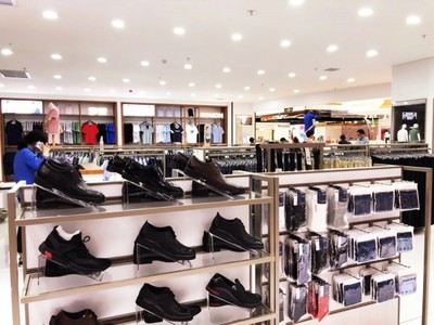 罗蒙新零售河南项城中心广场店盛大开业 引领鞋帽零售新潮流